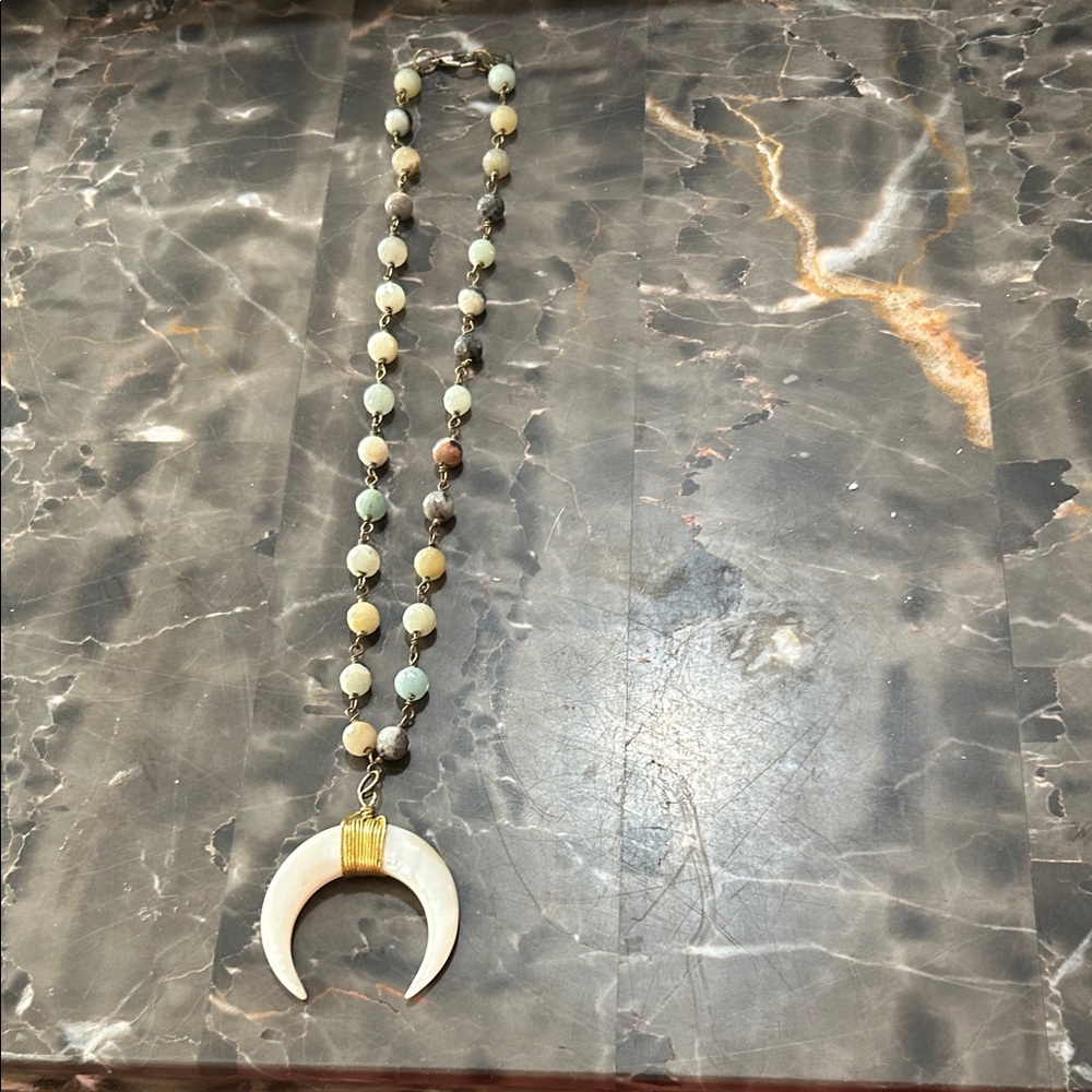 R & R Crescent Necklace! - Picture 15 of 15
